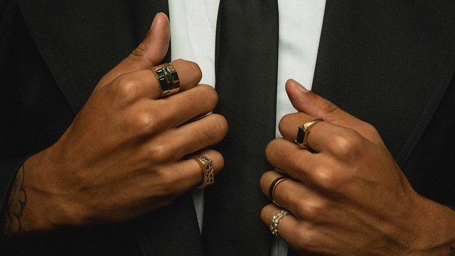 Black Finch jewellery