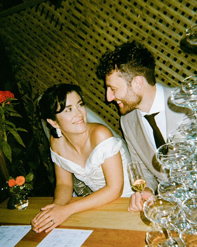 Beabea's founders Sarah Tabak and Benjamin Eyres' Blue Auckland Wedding | VEIL Magazine