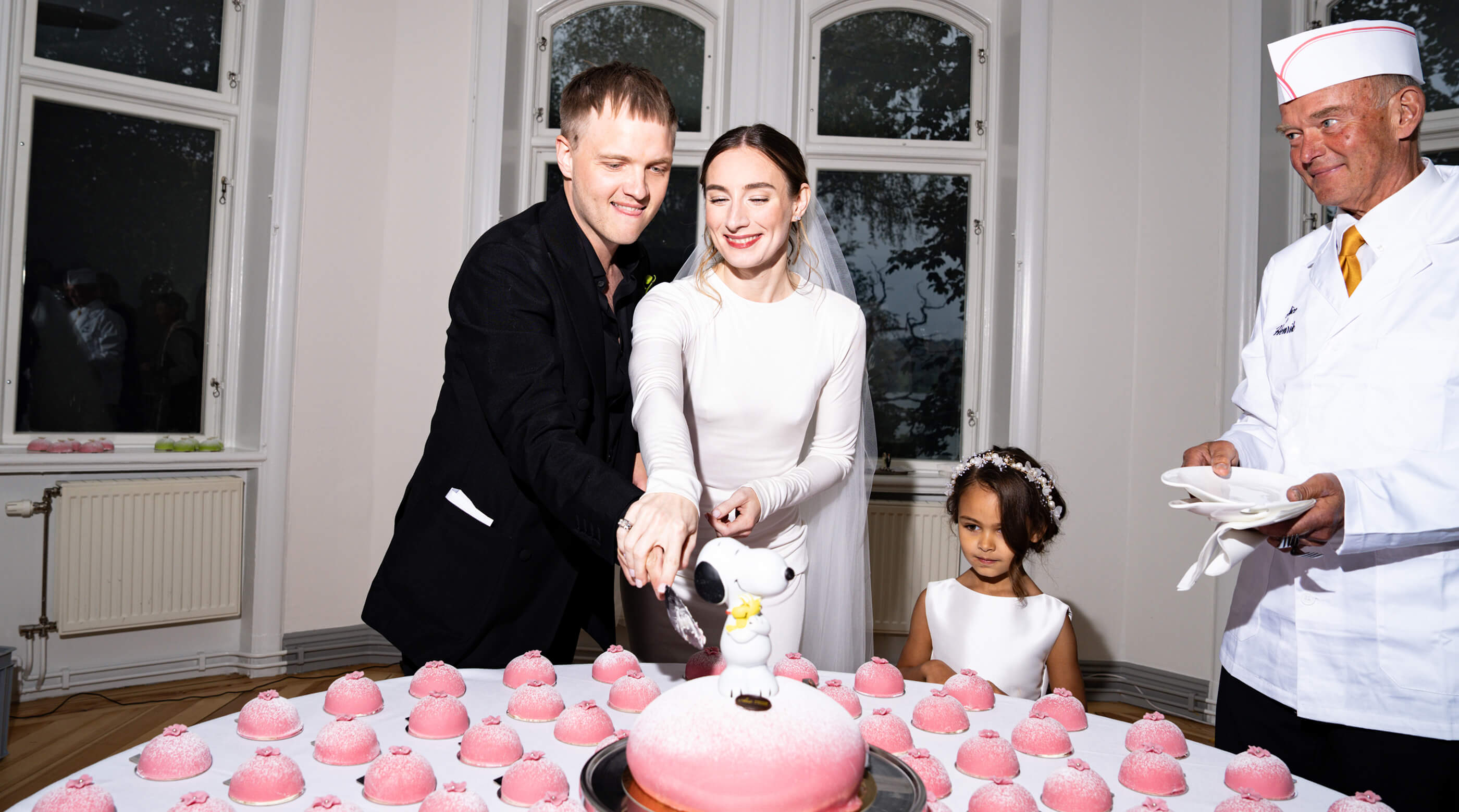 Alice Betts and Henrik Mäkinen Stockholm wedding