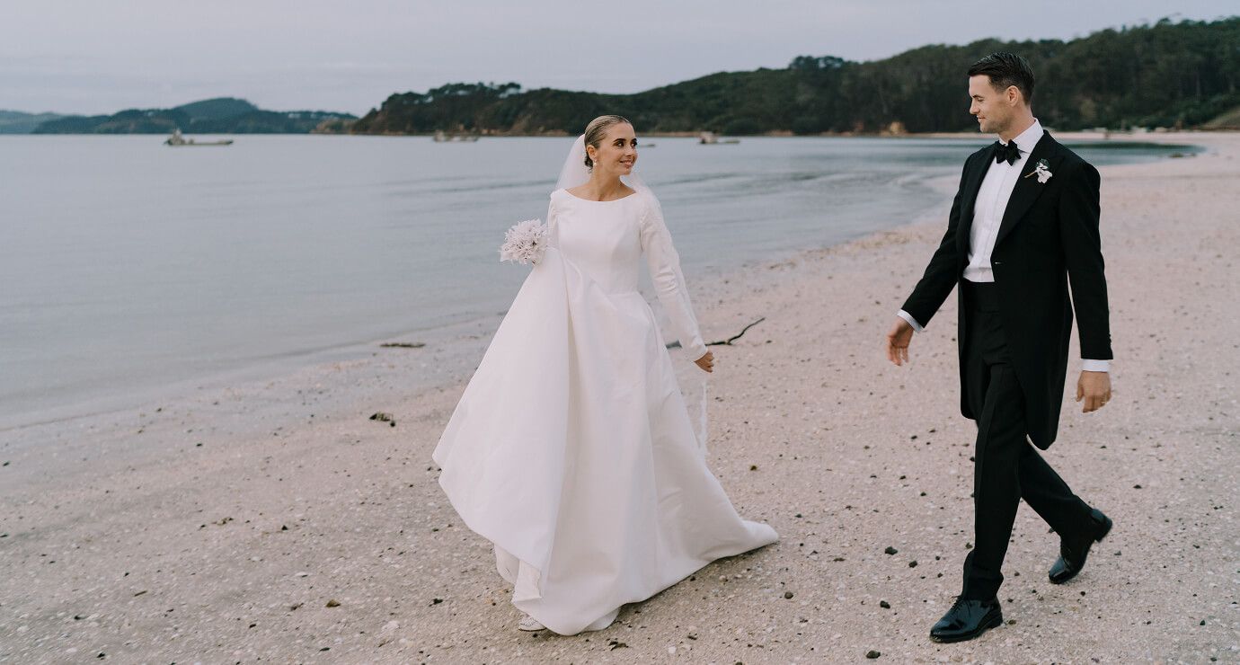 Lydia Riddiford and Sam Harris wedding