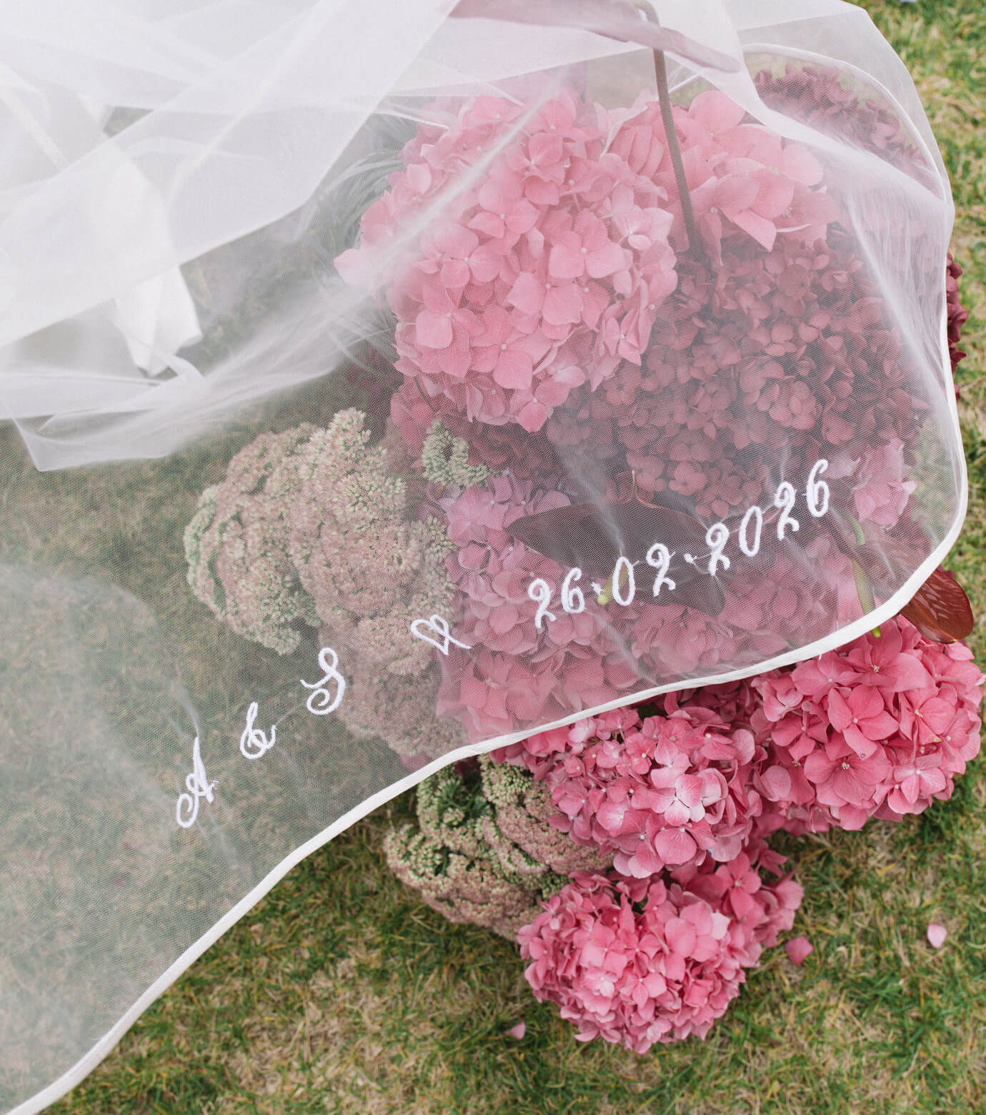 Hannah Moore Sniff Flowers Hawkes Bay