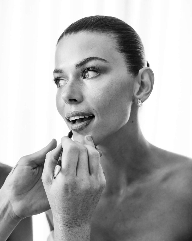The Ultimate Bridal Beauty Timeline | VEIL Magazine