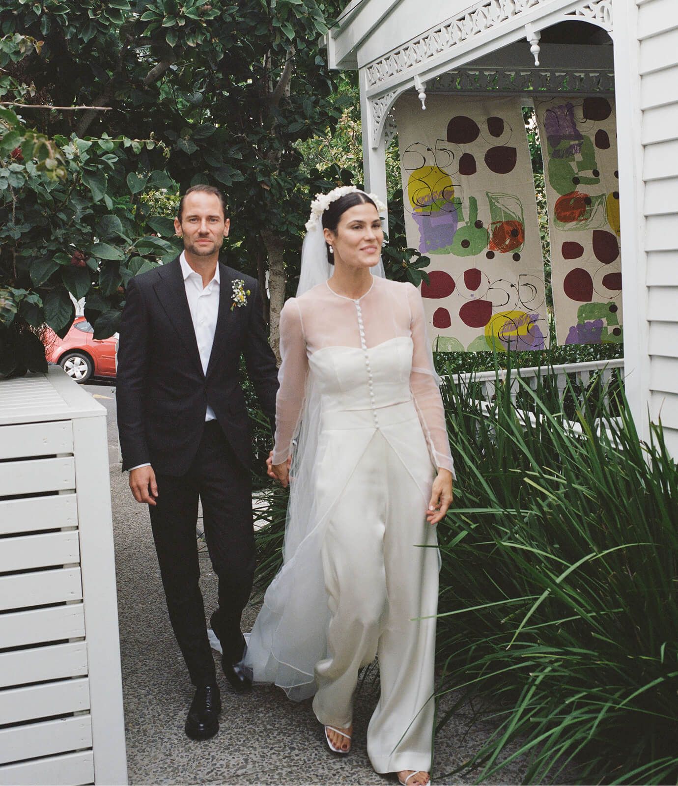 Zoë Philpott & Dan Stoneman's Auckland Home Wedding | VEIL Magazine