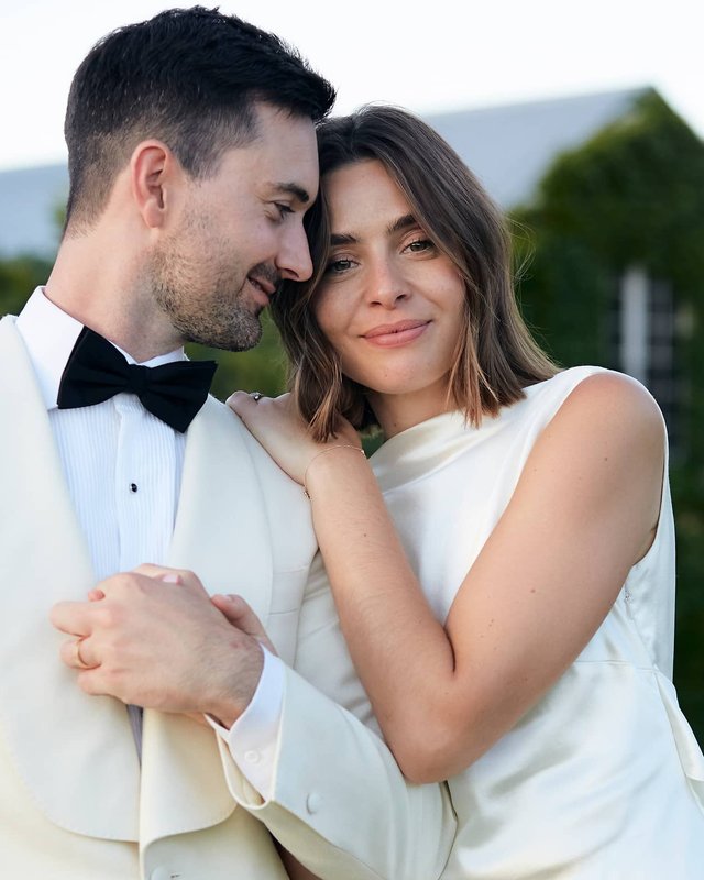7 fashion-forward brides share their best wedding advice ever