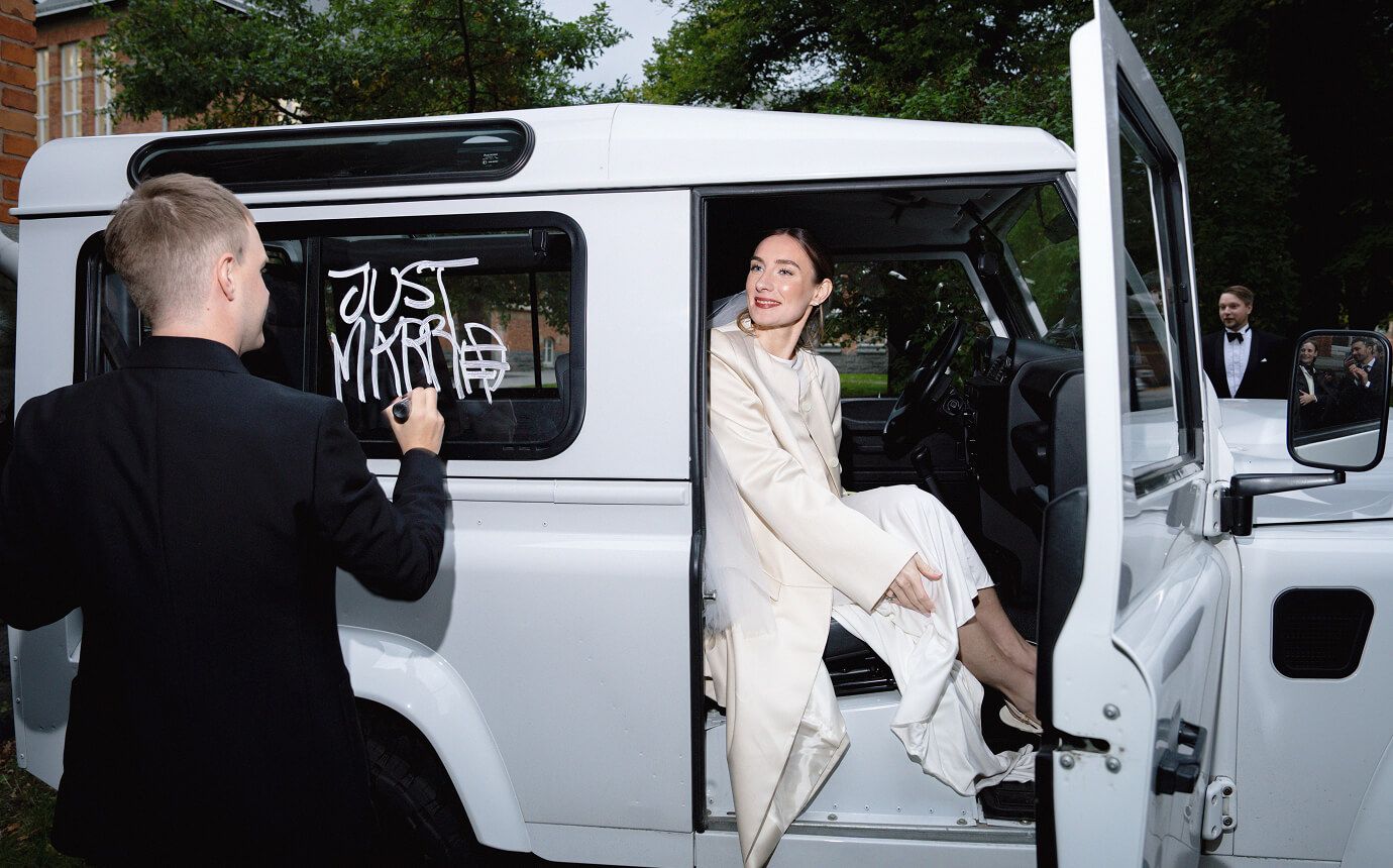 Alice Betts and Henrik Mäkinen Stockholm wedding