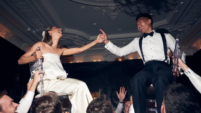 Alexa & Heng's Chelsea Old Town Hall Wedding | VEIL Magazine