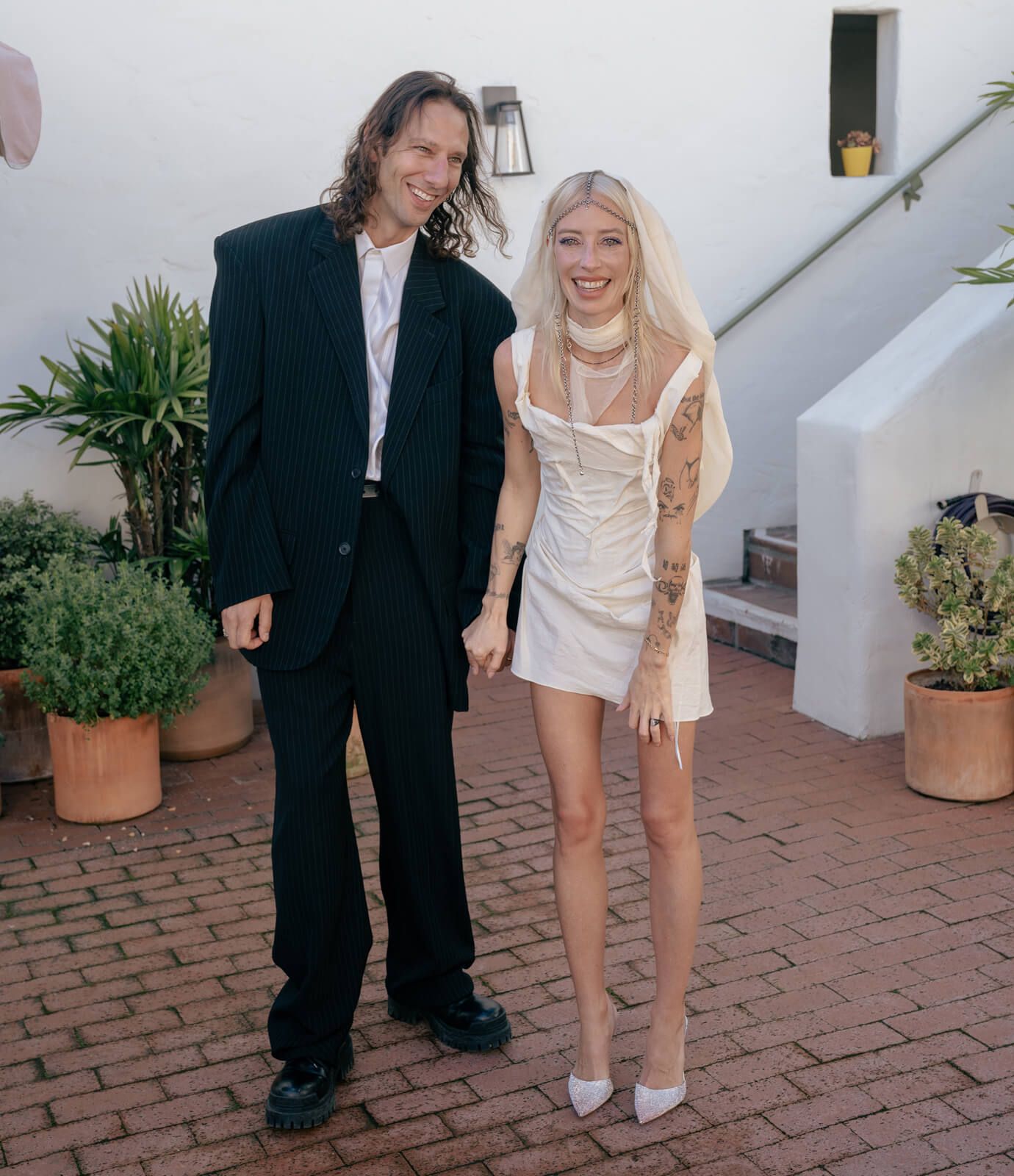 Jordan Rondel & Ryan Fiorentino's Santa Barbara Courthouse Wedding | VEIL Magazine