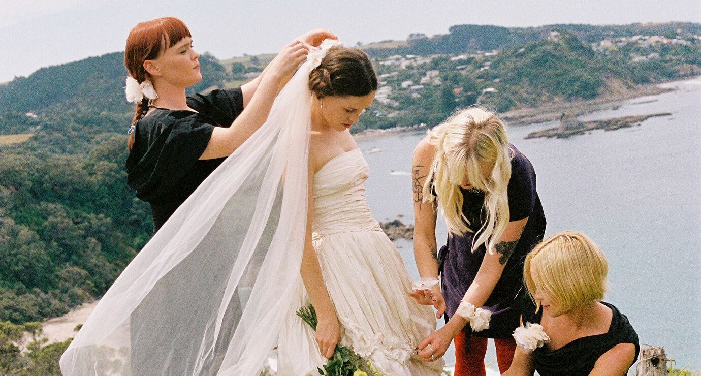 Florence Mangan & Jeremy Turner's Ti Point Wedding | VEIL Magazine