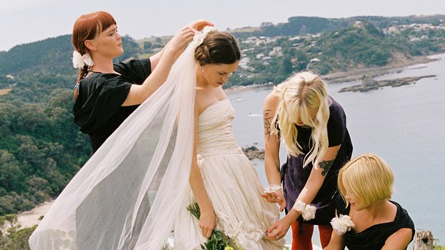 Florence Mangan & Jeremy Turner's Ti Point Wedding | VEIL Magazine