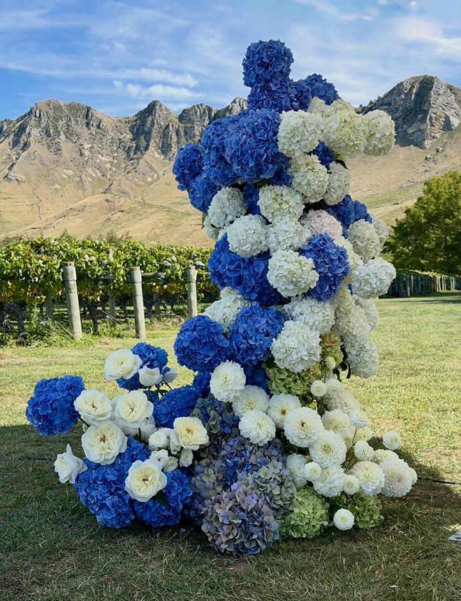 Hannah Moore Sniff Flowers Hawkes Bay