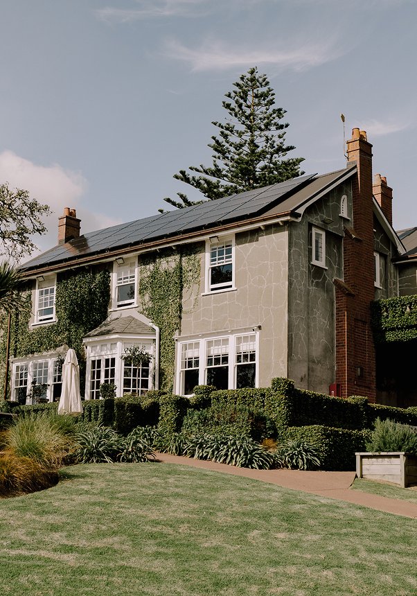 Lydia Riddiford and Sam Harris wedding
