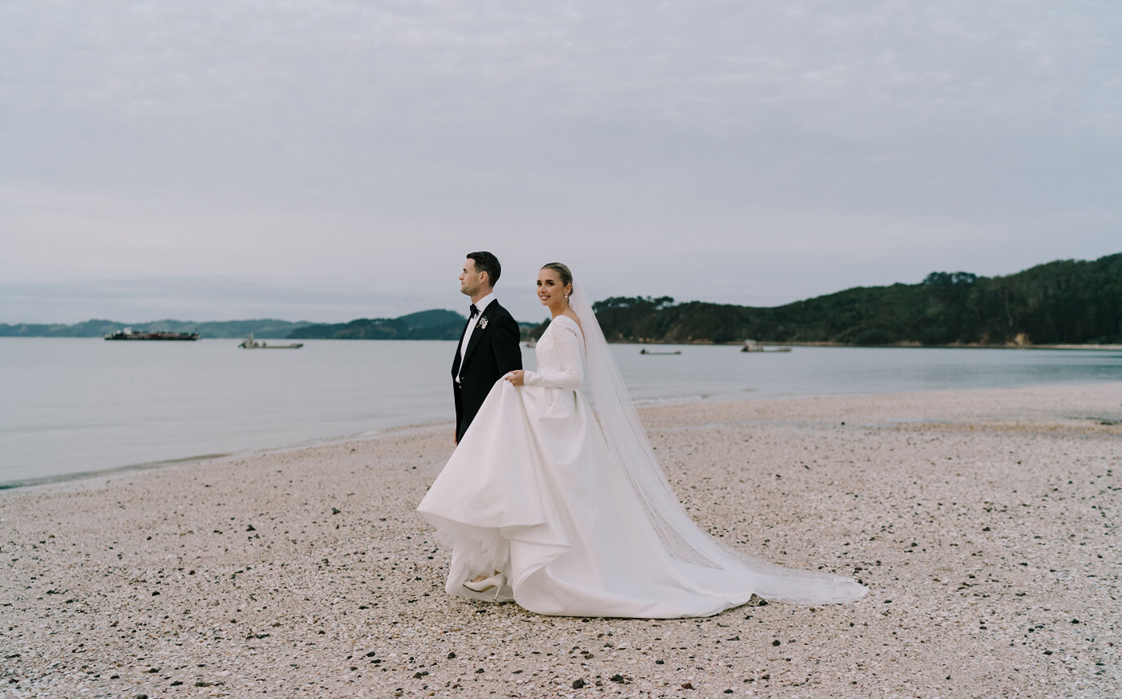 Lydia Riddiford and Sam Harris wedding