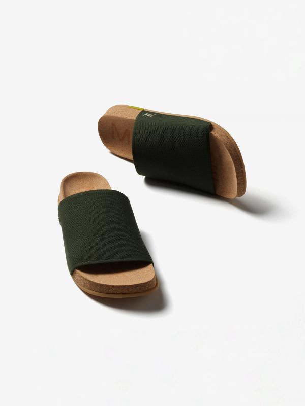 The Shaw Slide in Olive