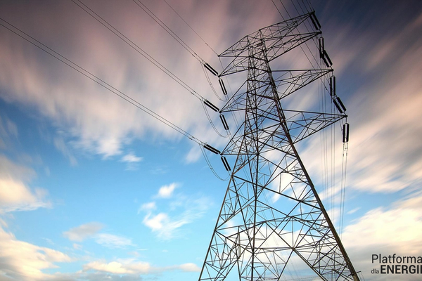 Dlaczego dziś tak trudno uzyskać warunki przyłączenia dla OZE?