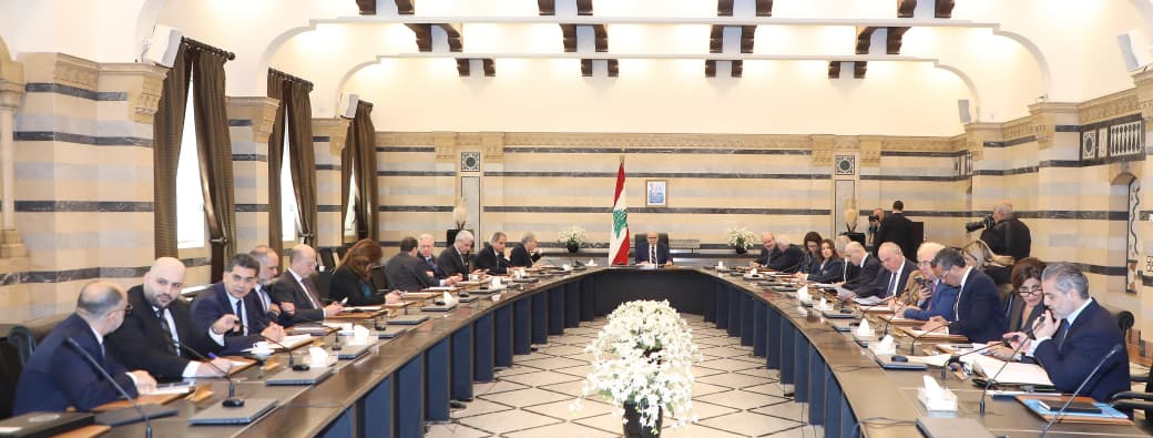 ماذا جرى داخل جلسة مجلس الوزراء؟ ملف النزوح والتصعيد يتصدران المشهد