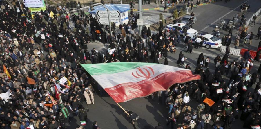 طهران تتوعد بالرد… ومنشآت النفط الخليجية على خط المواجهة