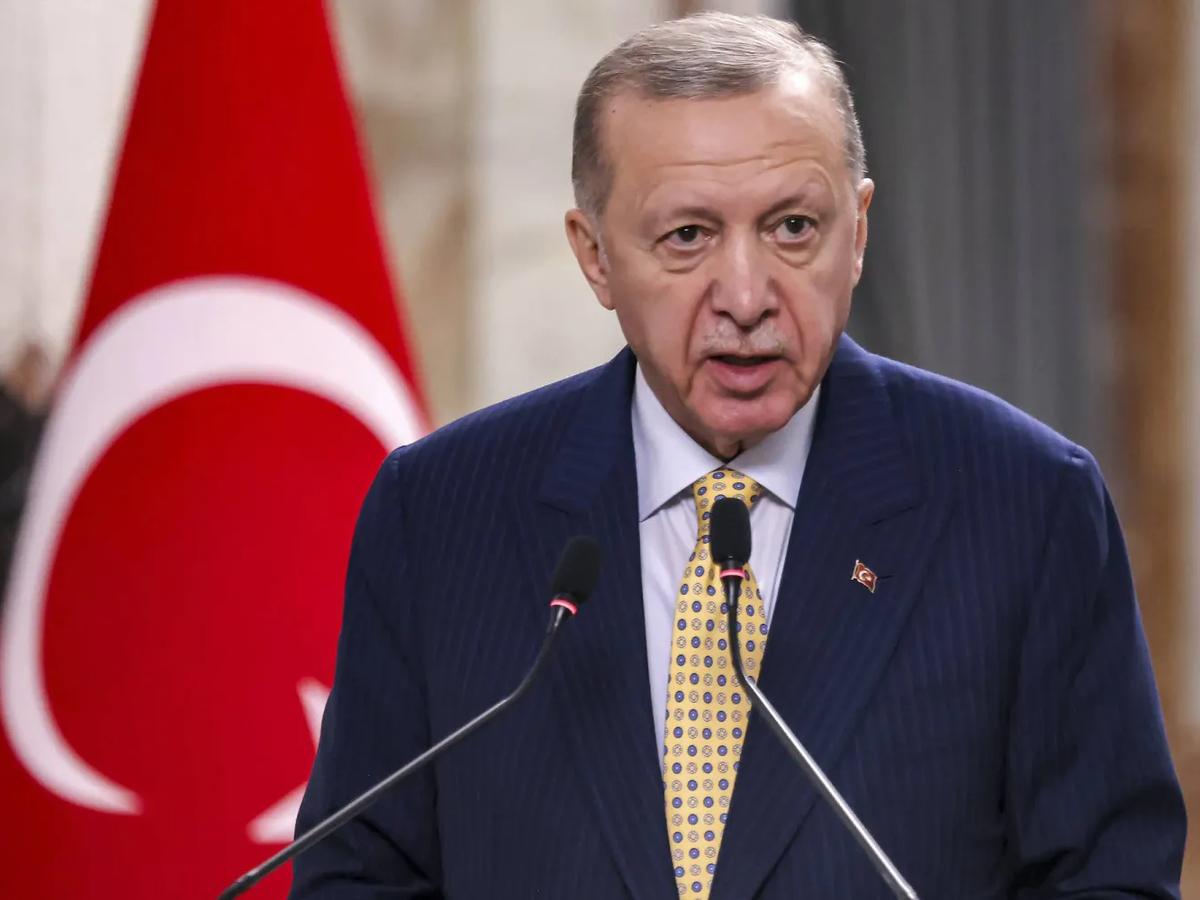 أردوغان: استمرار التصعيد على لبنان مقلق.. واتفاقية مكة تفتح الباب أمام تحالف أوسع