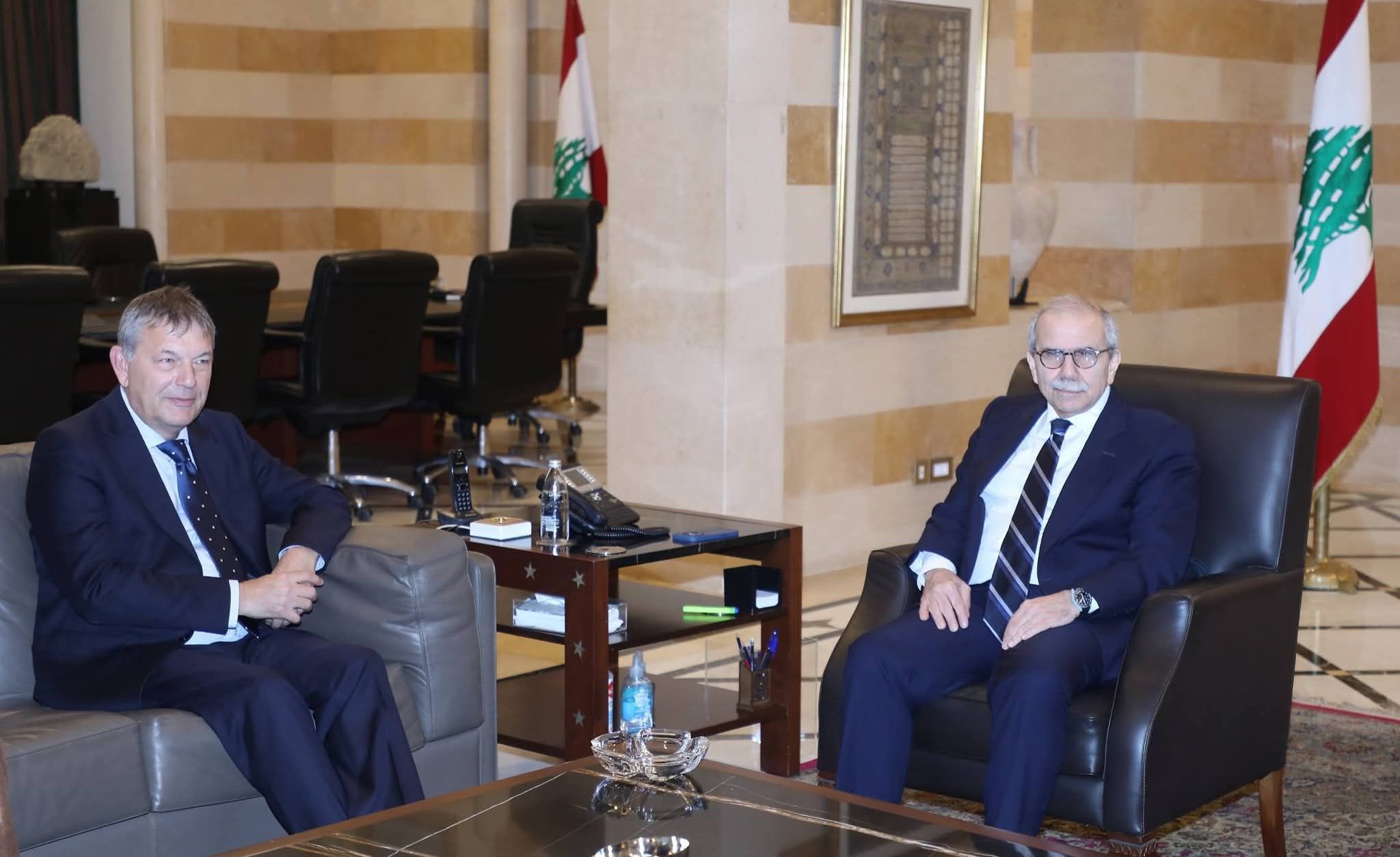 سلام يؤكد التزام الحكومة بالقانون خلال لقائه قيادة العفو الدولية ولازاريني من الأونروا