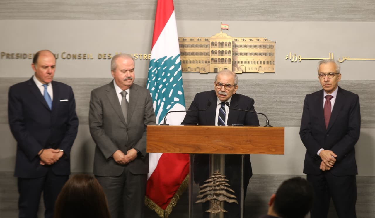 نواف سلام يعلن مسودة قانون الانتظام المالي: استعادة الودائع كاملةً لـ85% من المودعين خلال أربع سنوات