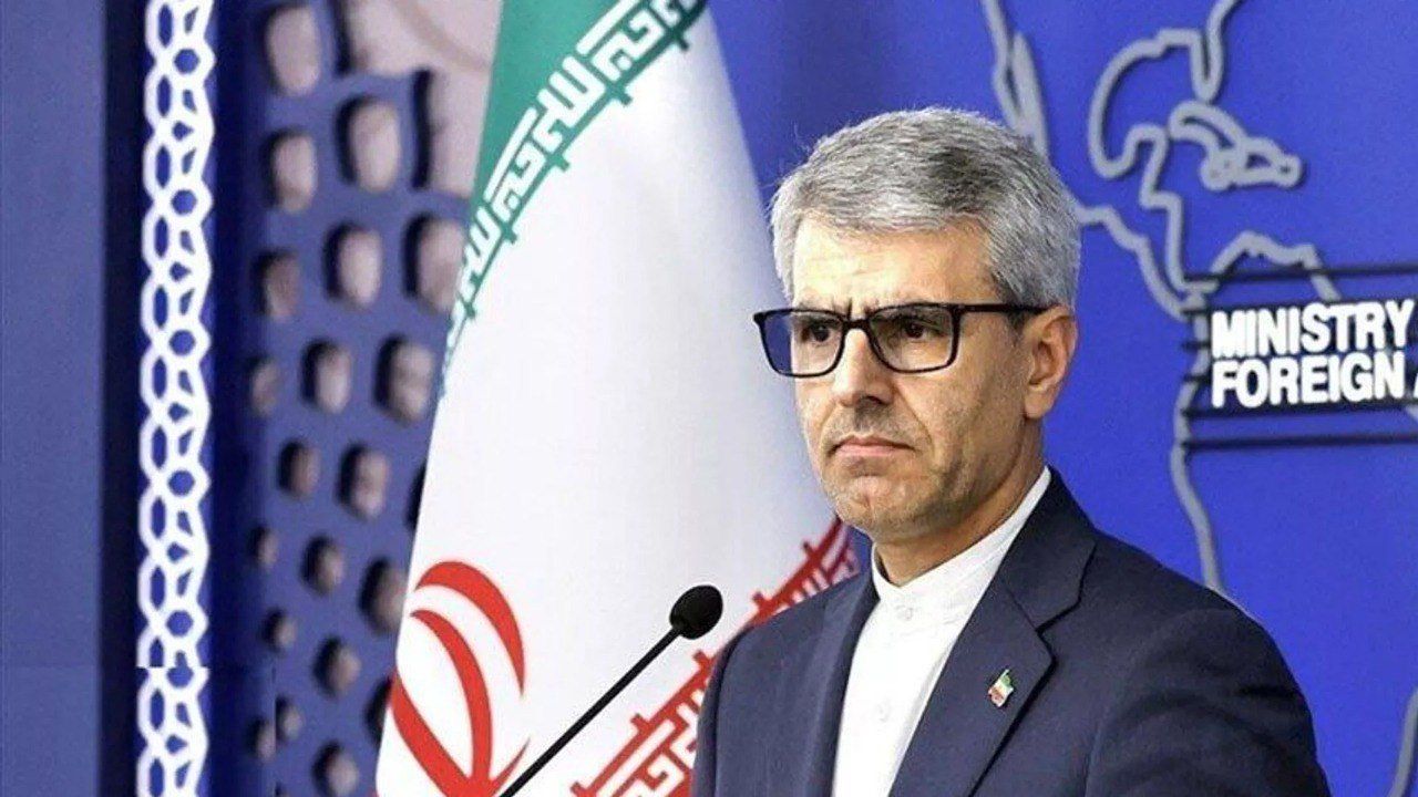 طهران تتهم واشنطن وتل أبيب بتأجيج التوتر وتحذّر من انزلاق العالم إلى الفوضى