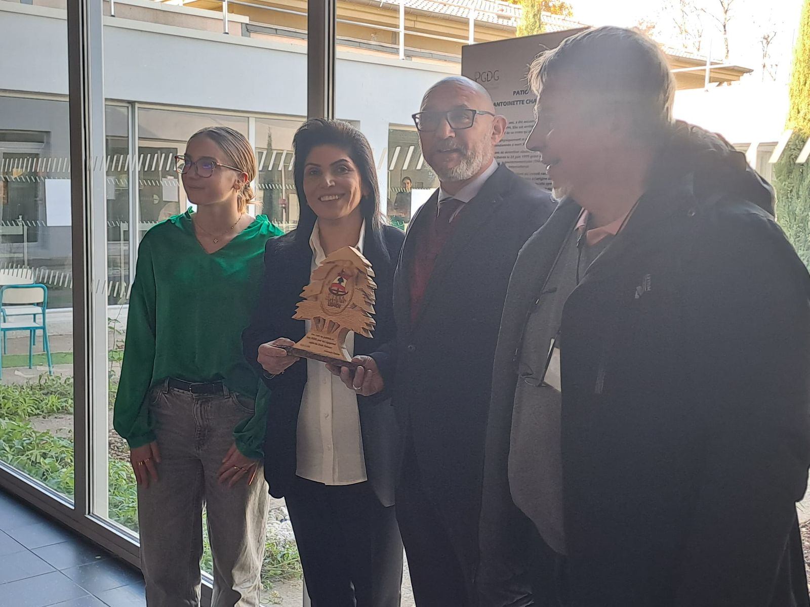 مدرسة فرنسية تخلّد اسم أنطوانيت شاهين… باحة تحمل بصمتها تكريمًا لنضالها الحقوقي