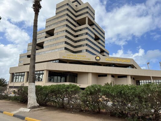 الأمم المتحدة تحذر من تصاعد الخلاف بين مجلسي النواب والدولة وتهدد المسار السياسي في ليبيا