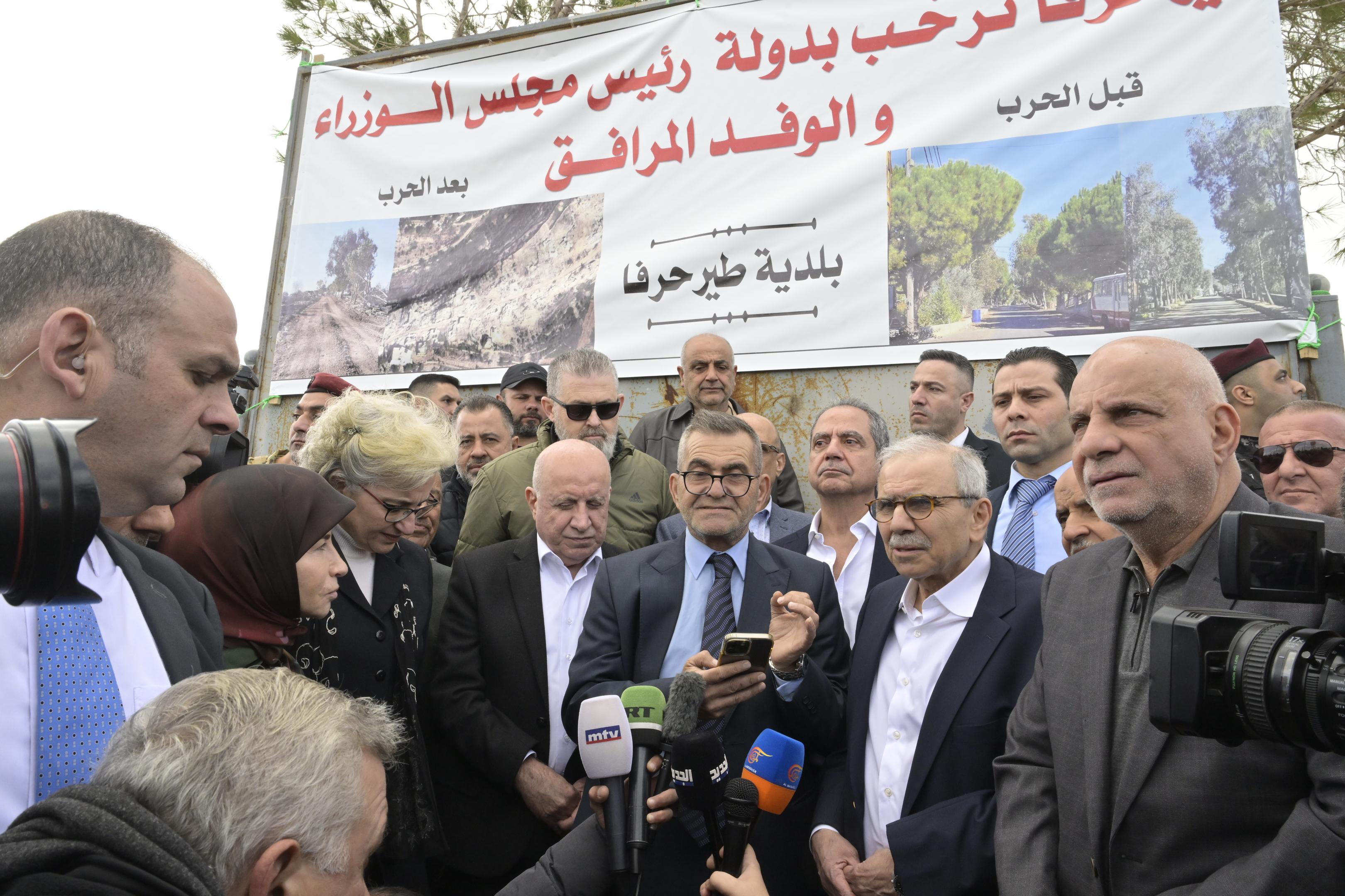 نواب من بنت جبيل أمام سلام: دعوة لإلزام العدو بوقف النار ومطالب بحضور حكومي دائم للجنوب