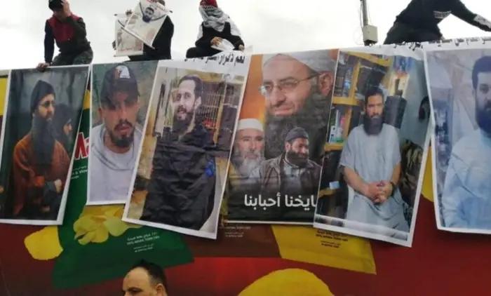 تحرك في الطريق الجديدة يطالب بالعفو العام… ومناشدة محمد بن سلمان وأحمد الشرع بالتدخل