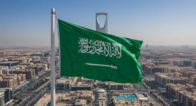 السعودية تحذّر: السلوك الإيراني يزعزع أمن المنطقة ويهدد حرية الملاحة