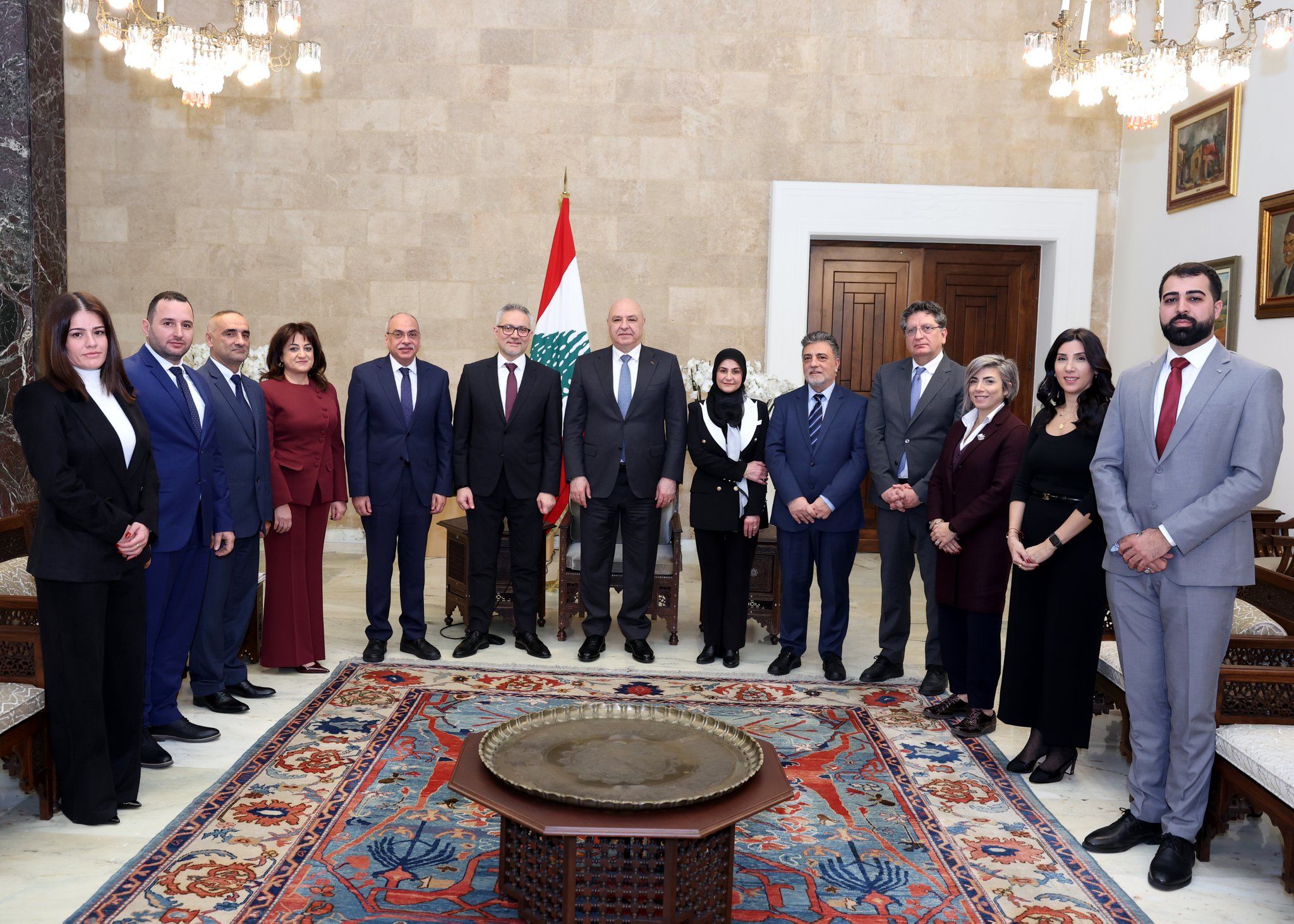 عون يشدد على دعم البحث العلمي والمؤسسات ويستقبل وفودًا نقابية في بعبدا