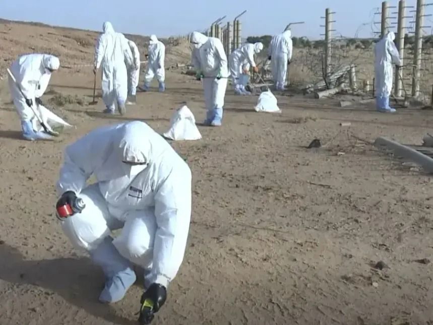 الجزائر تفتح ملف الإرث النووي الفرنسي ببدء تطهير موقع “بيريل” في تمنراست