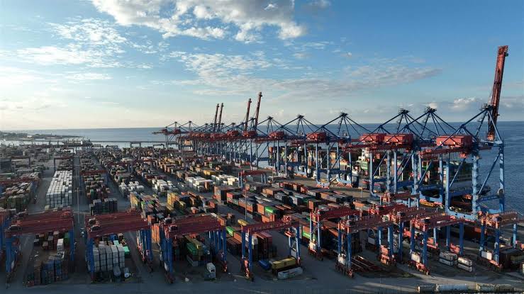 مرفأ بيروت يوضح سبب العطل التقني في نظام CAMA ويؤكد استمرار العمل بالإجراءات البديلة