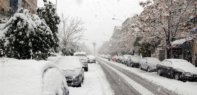 تحديث طرقات لبنان: الثلوج والجليد تعيق الحركة في عدة مناطق