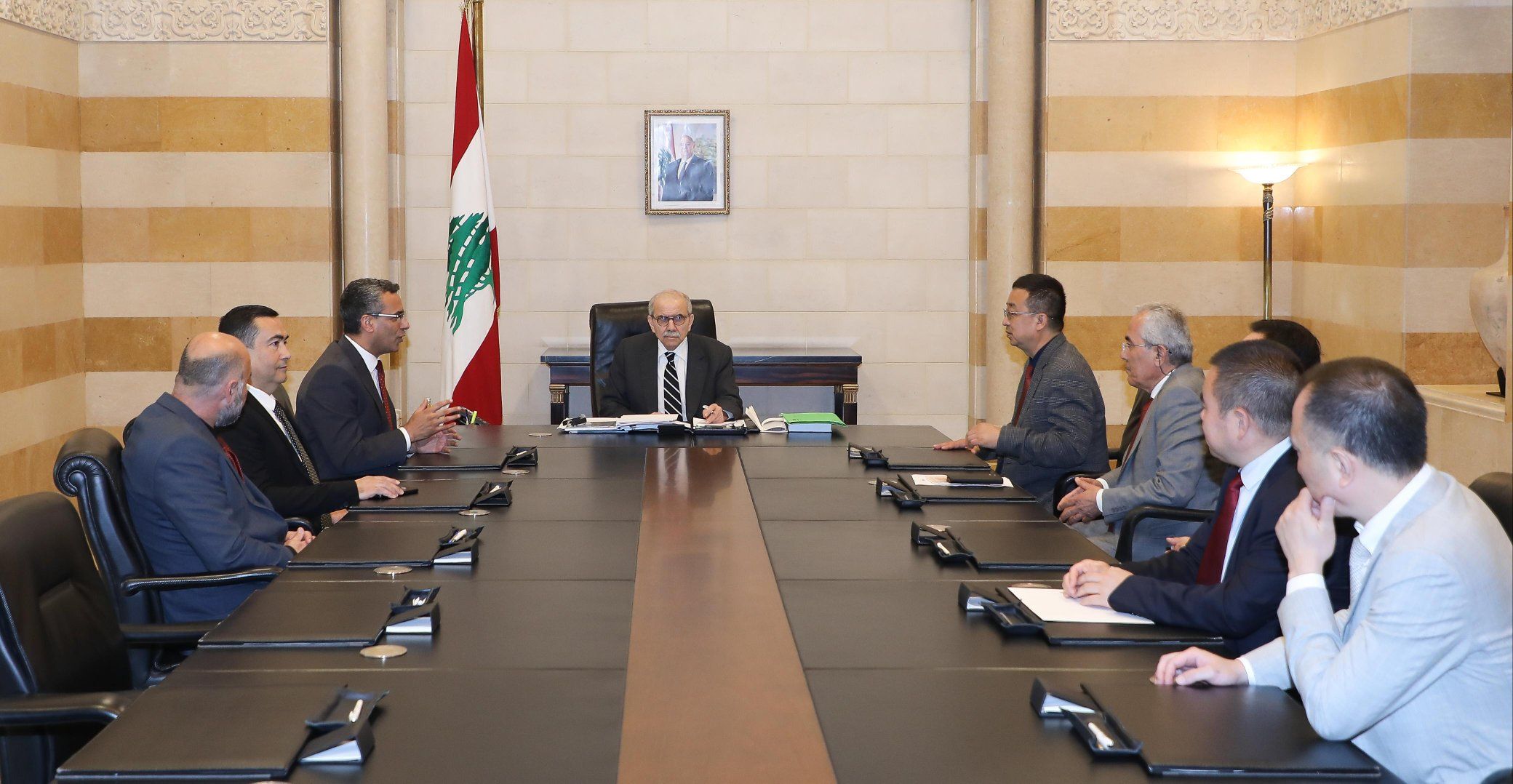اهتمام صيني بزراعة القنب الطبي في لبنان… ومختبرات متطورة بالتعاون مع الجامعة اللبنانية