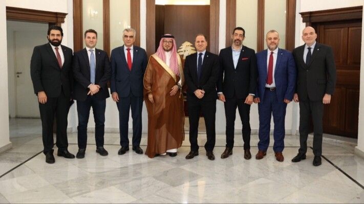 الجميّل إلتقى السفير بخاري في زيارة وداعية وأكدا على عمق العلاقات الثنائية