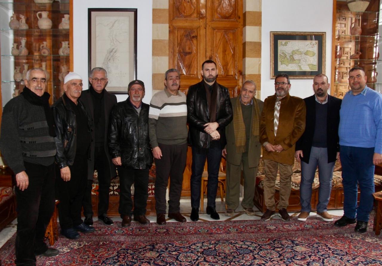 جنبلاط يستقبل وفوداً من مختلف المناطق لمتابعة الملفات الإنمائية والاجتماعية والخدماتية