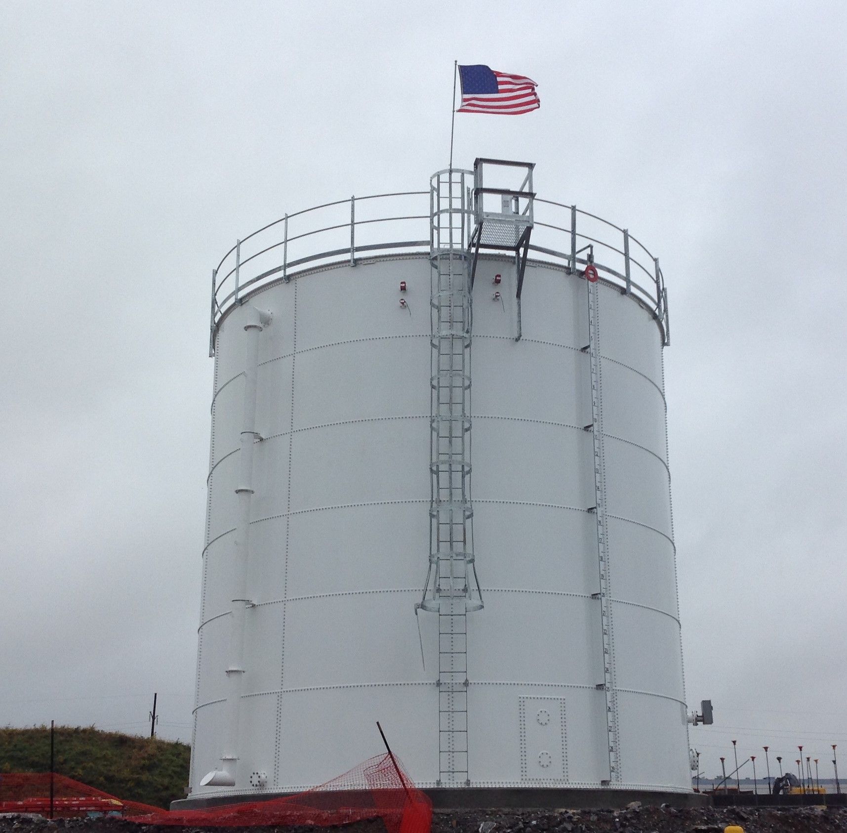 Powder coated bolted storage tank