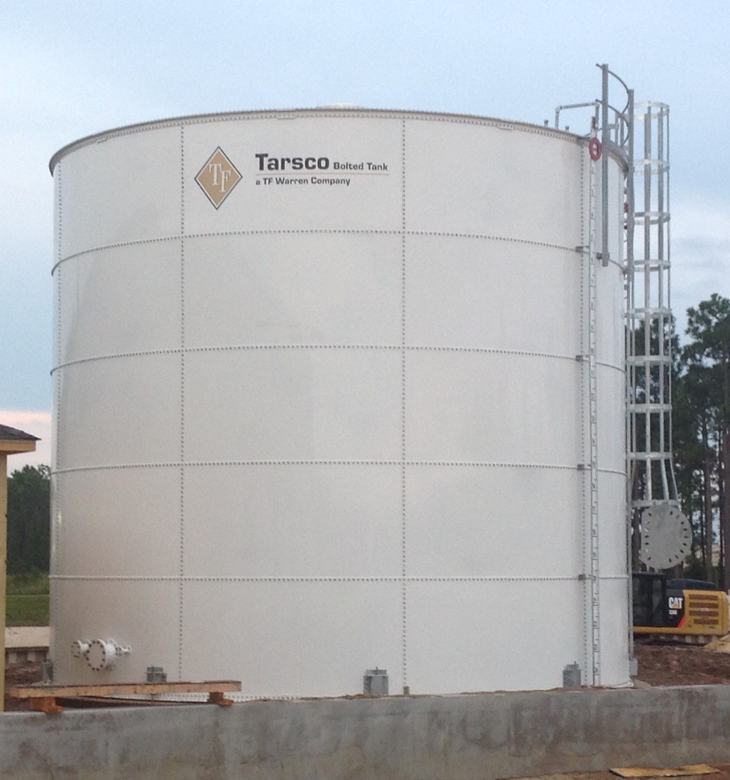 Powder coated bolted storage tank