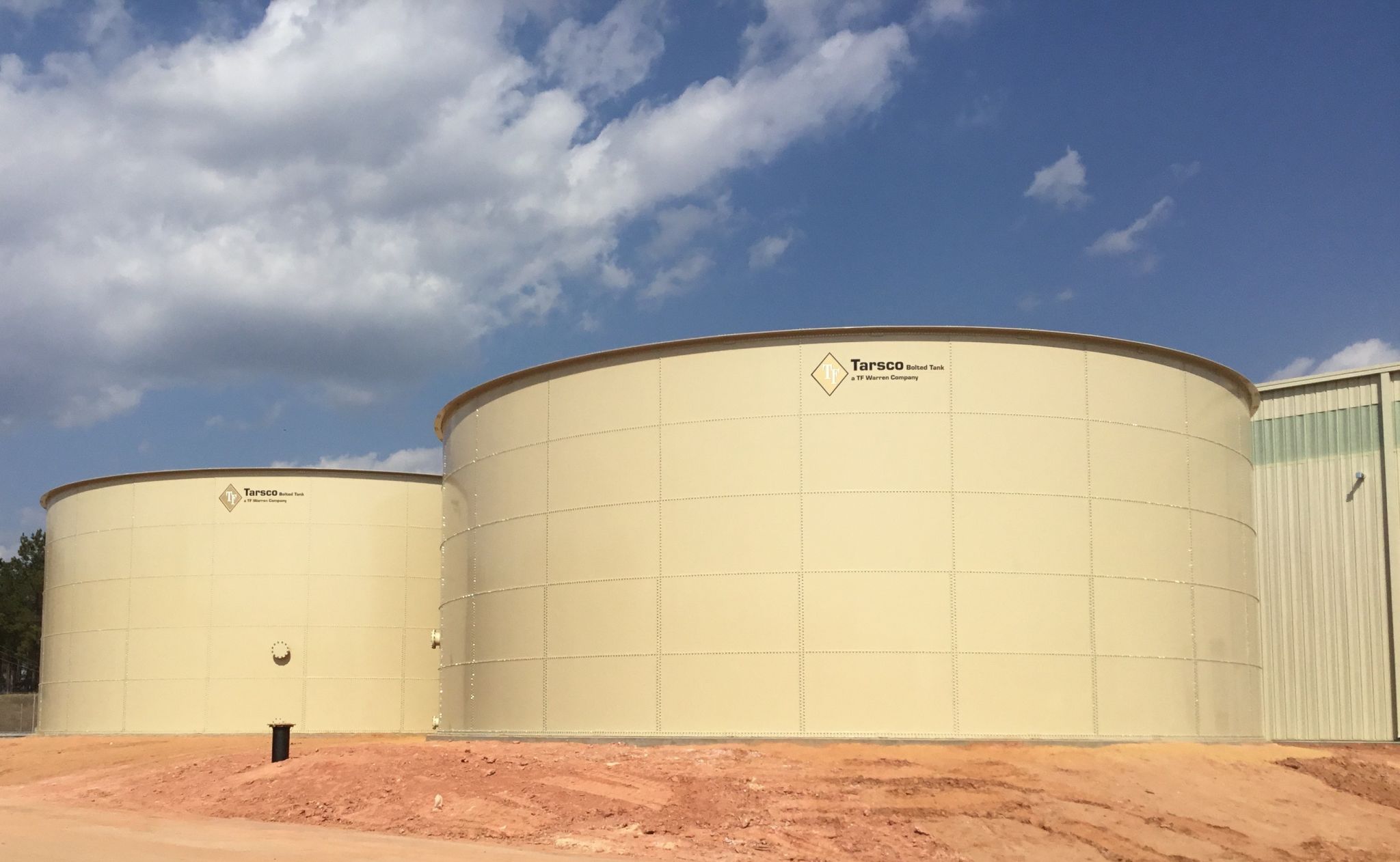 Dry Bulk Storage Tanks & Silos