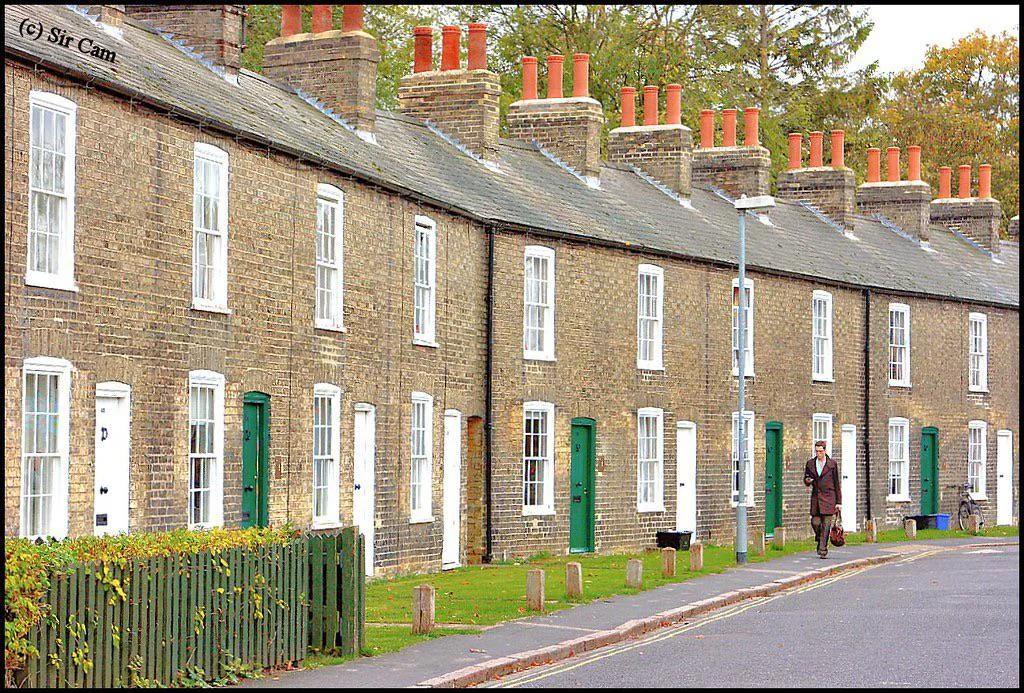 Terraced House nedir