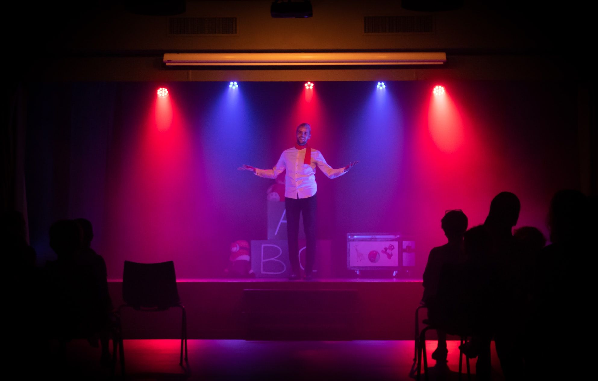Tirsdagspause: Stand-up & improshow