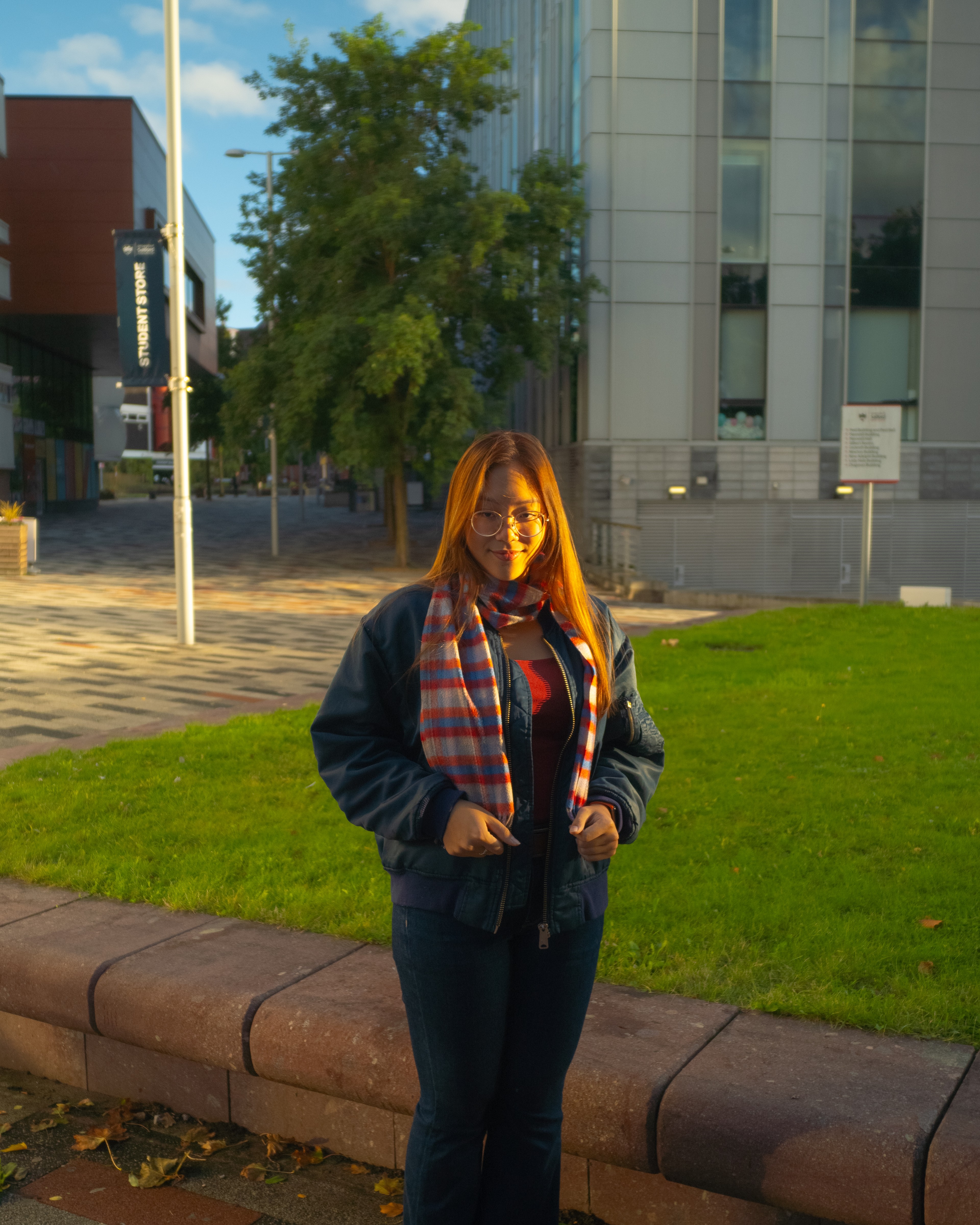 CHIC. — 3