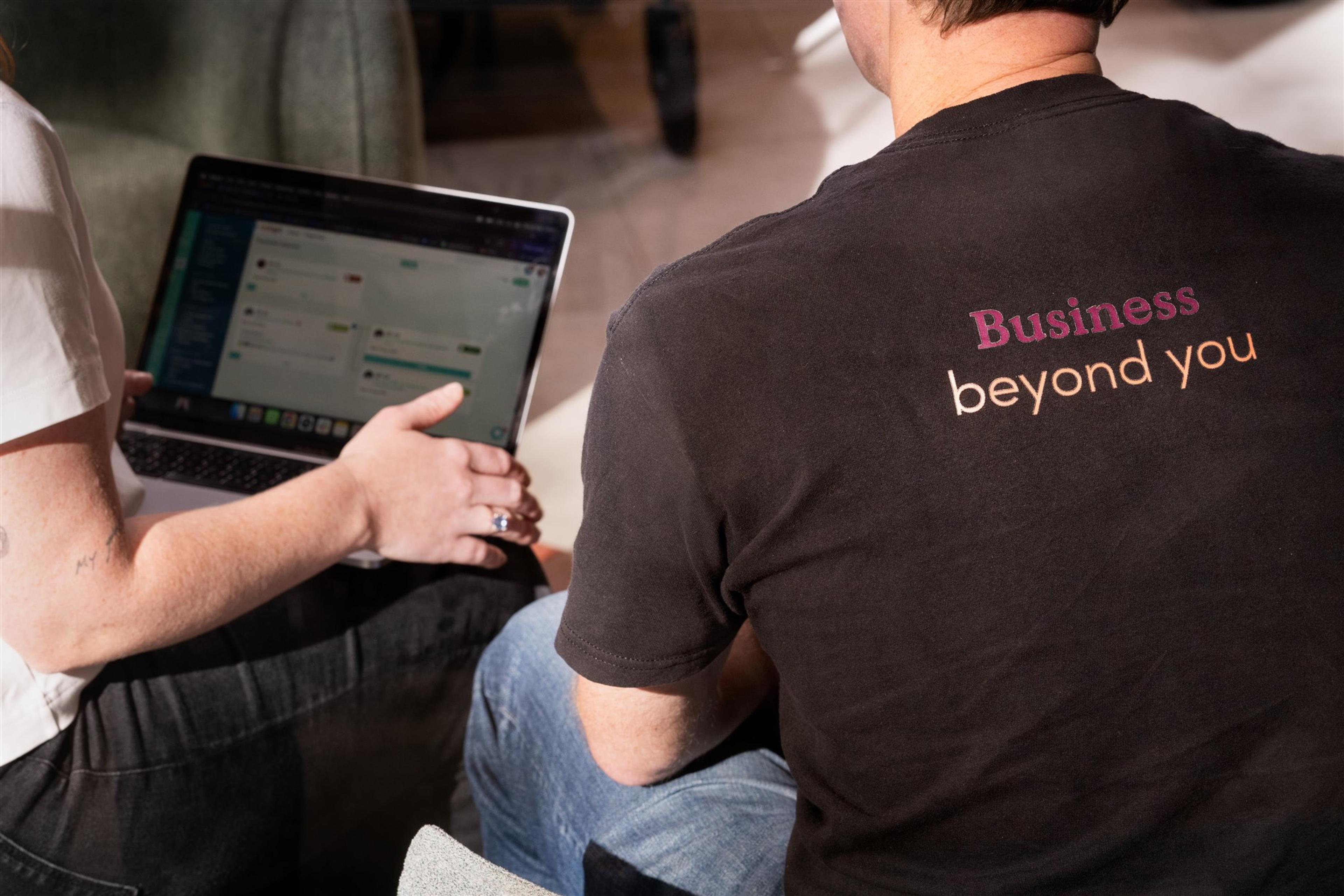 Two leaders using Embed for their leadership meeting