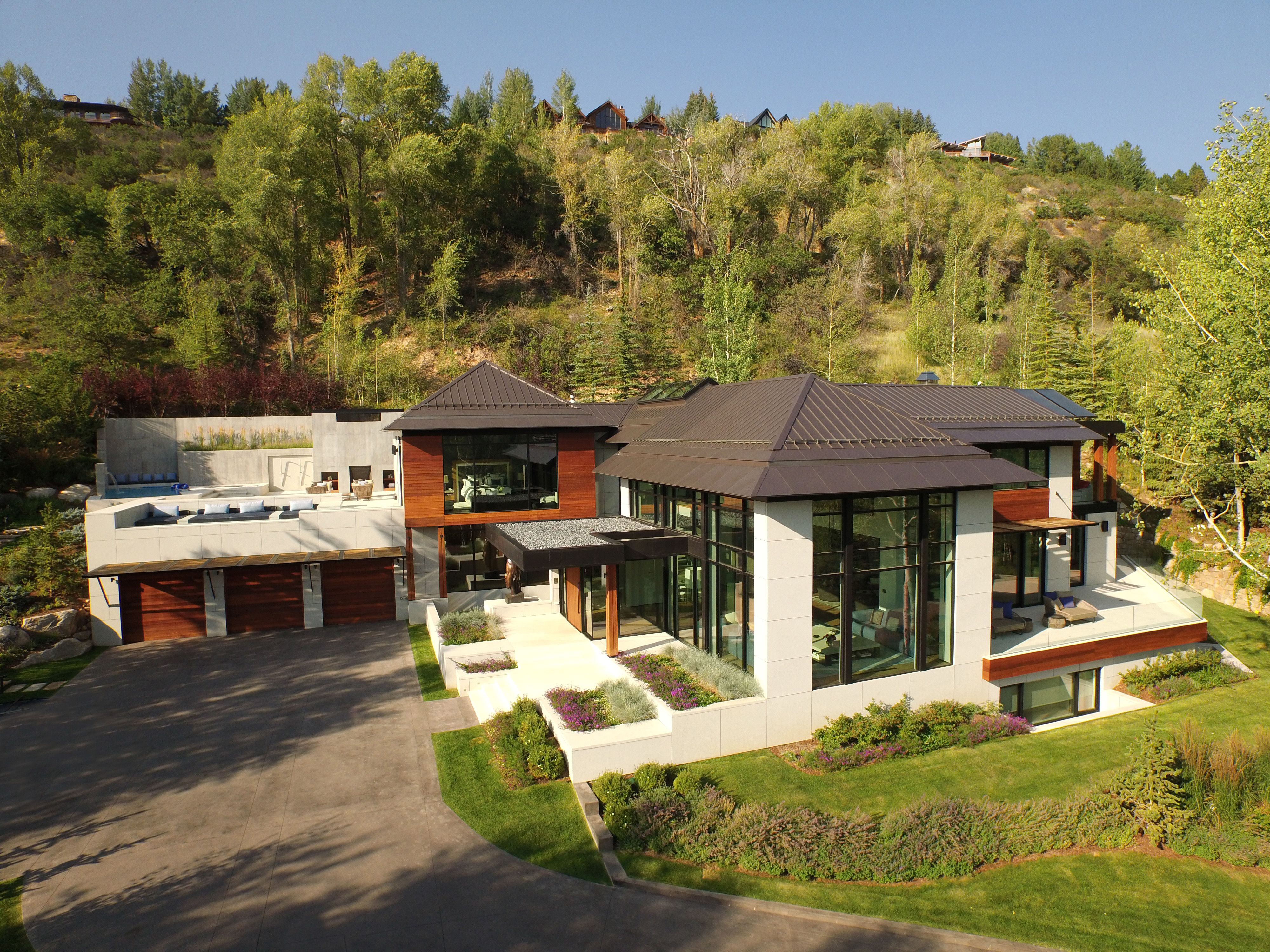 Willoughby Way Residence