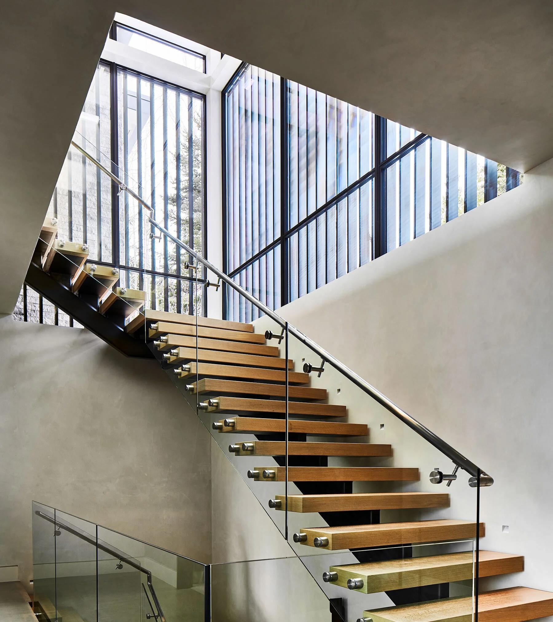 floating open stairway