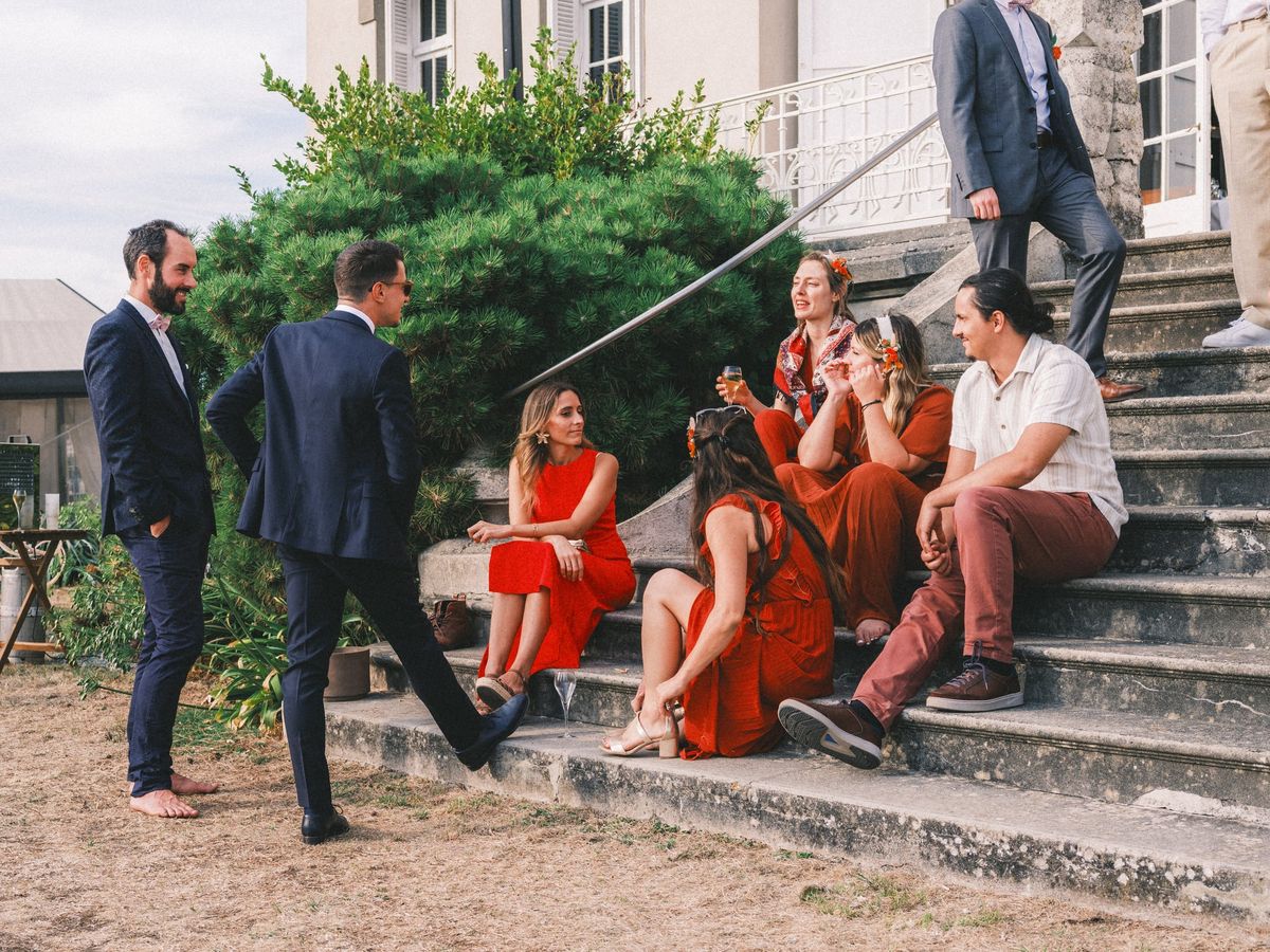 Photographie de mariage au naturel, sans pose