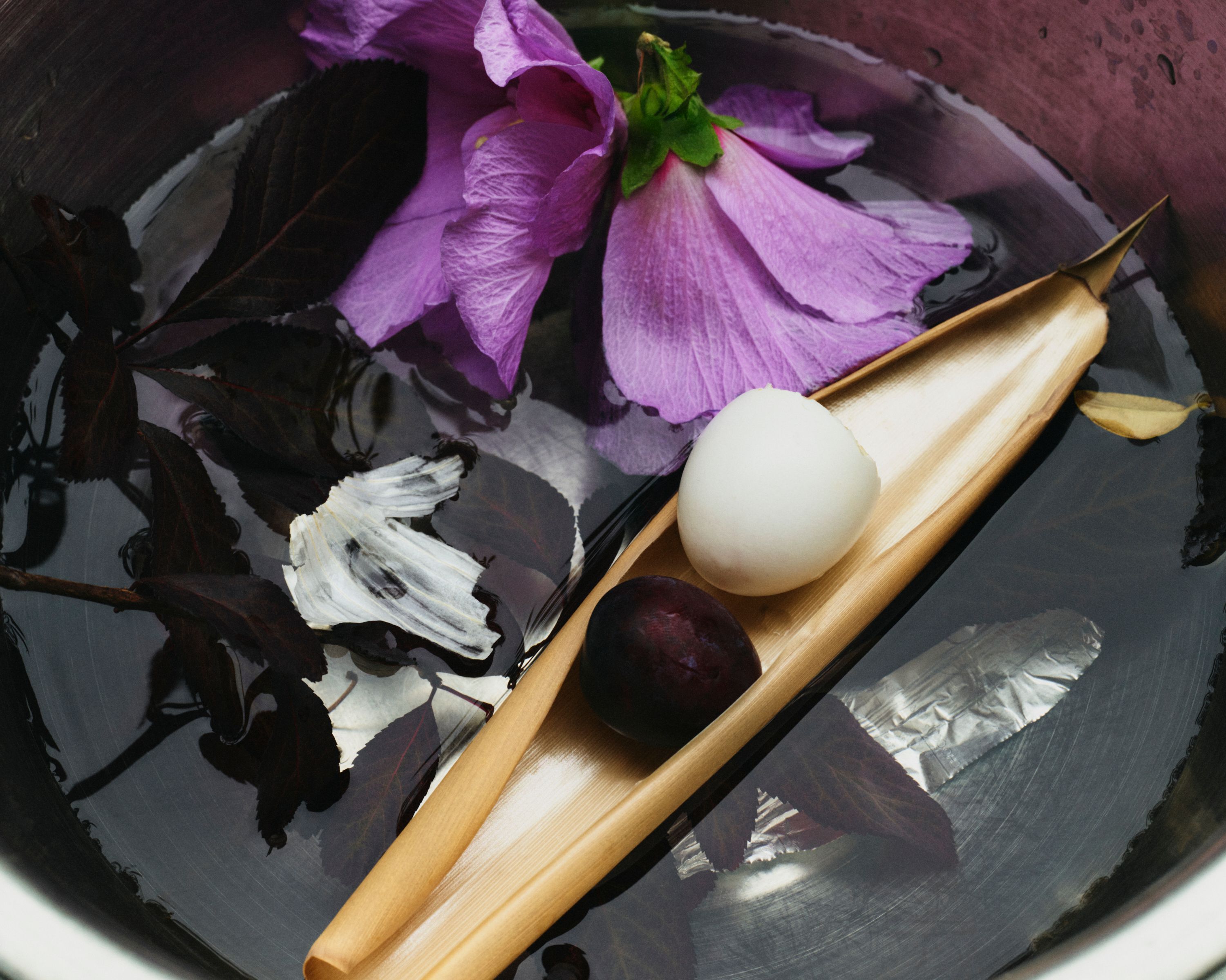 Revue Magazine, Ponds - Romain Roucoules