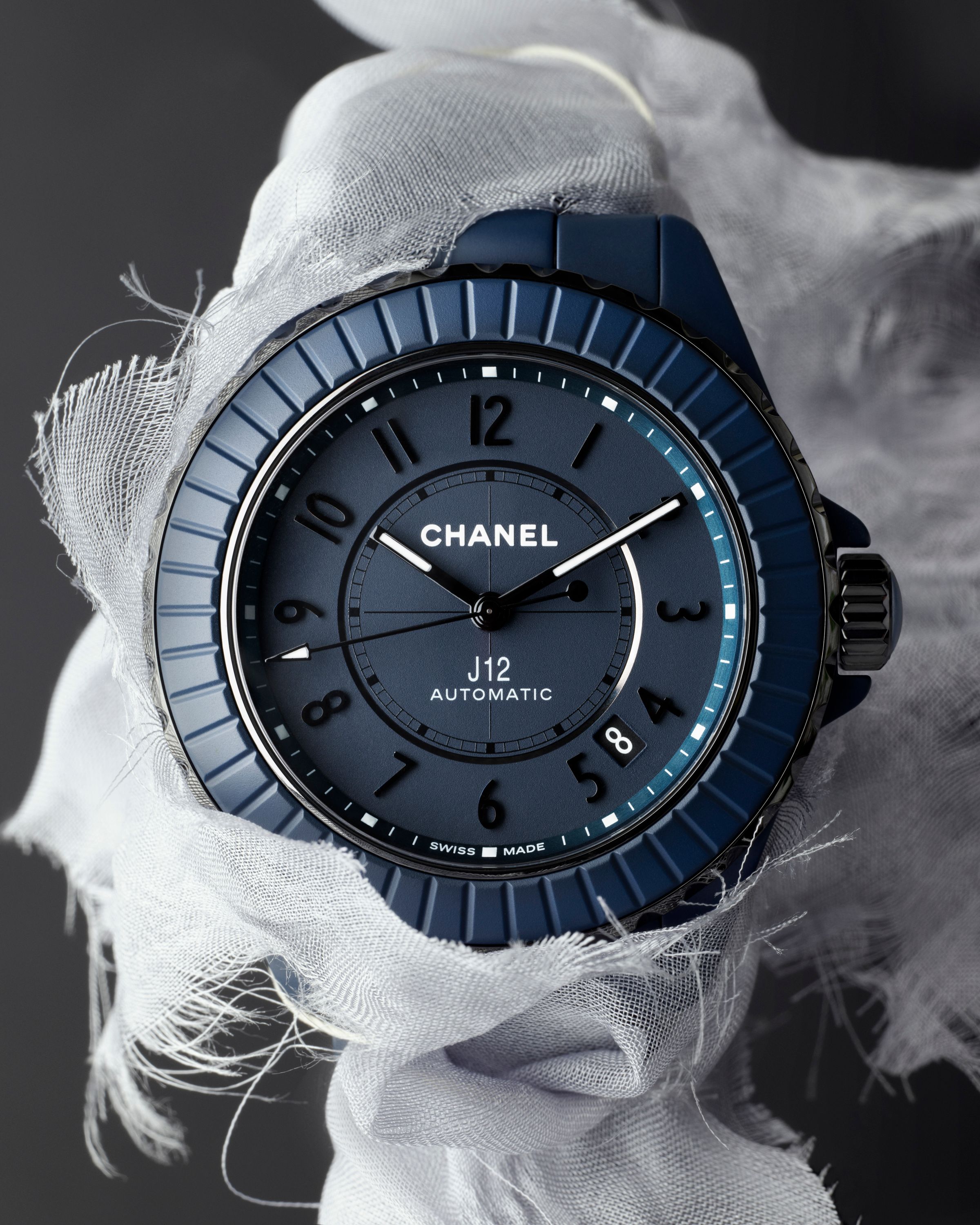 Port Magazine, Spécial Chanel J12 Bleu - Romain Roucoules