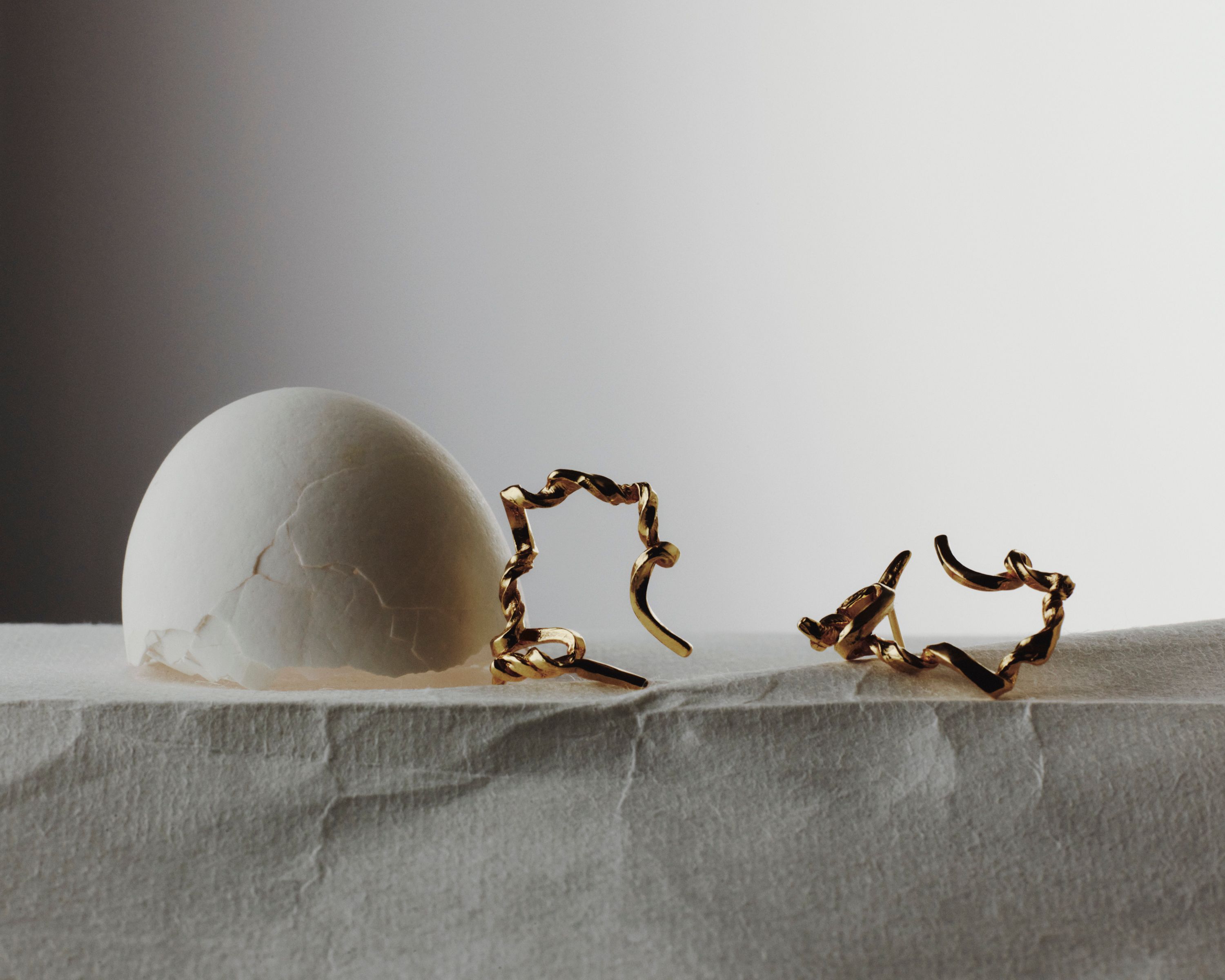 Egg Magnificentia, Danielle Karlikoff Jewellery - Romain Roucoules