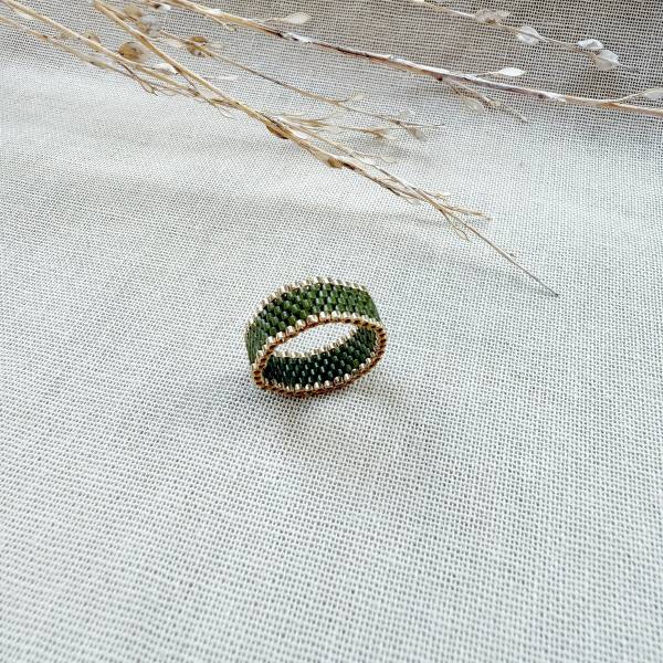 Cleo: Handgemaakte ring van glaskralen